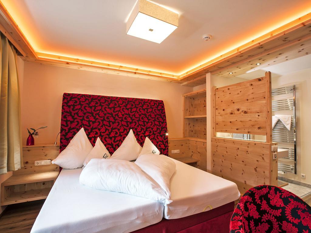 Wohlfühl Hotel Robert - Ihr Bed&Breakfast in Mayrhofen Exterior foto